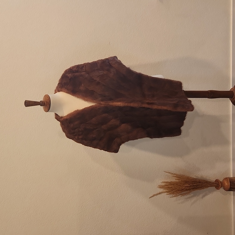 Barry's Fur Shawl